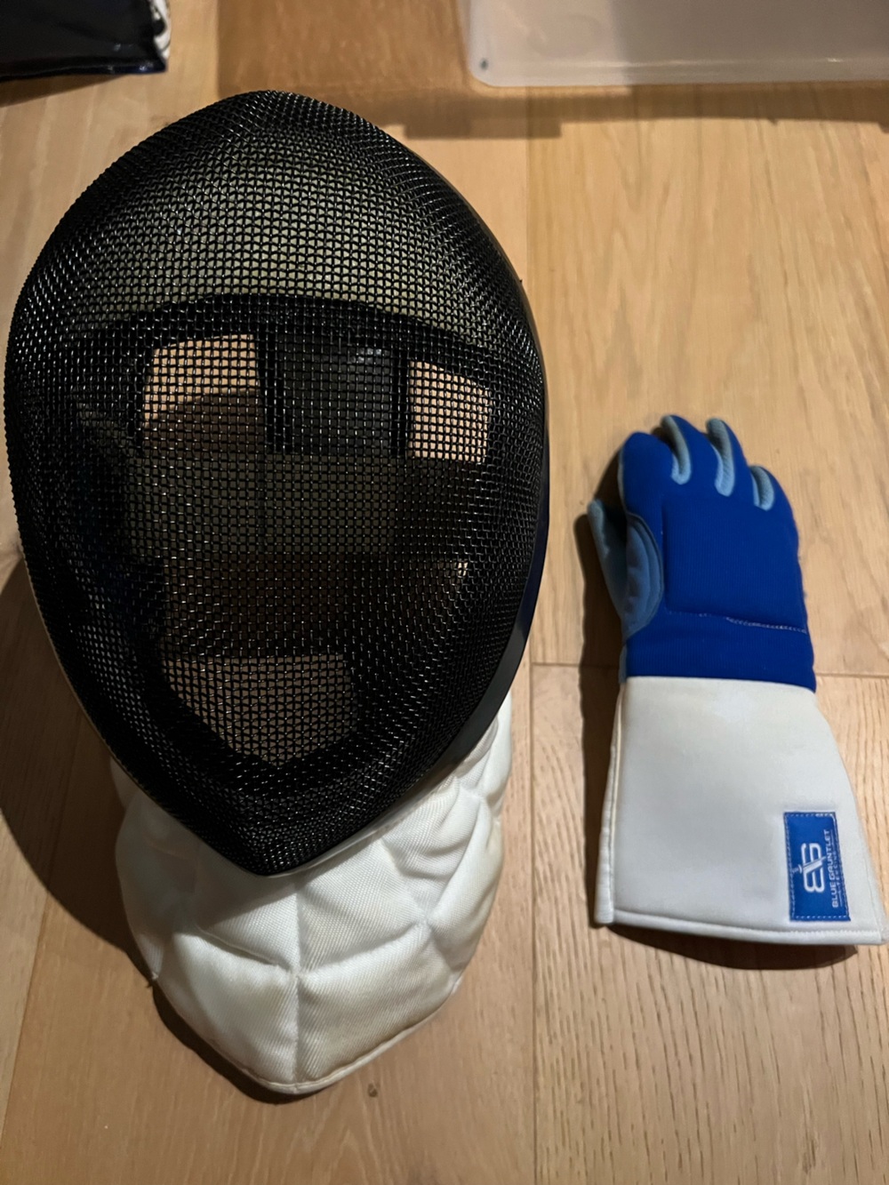 Absolute Fencing Masks - size M and Blue Protective Glove set - size M